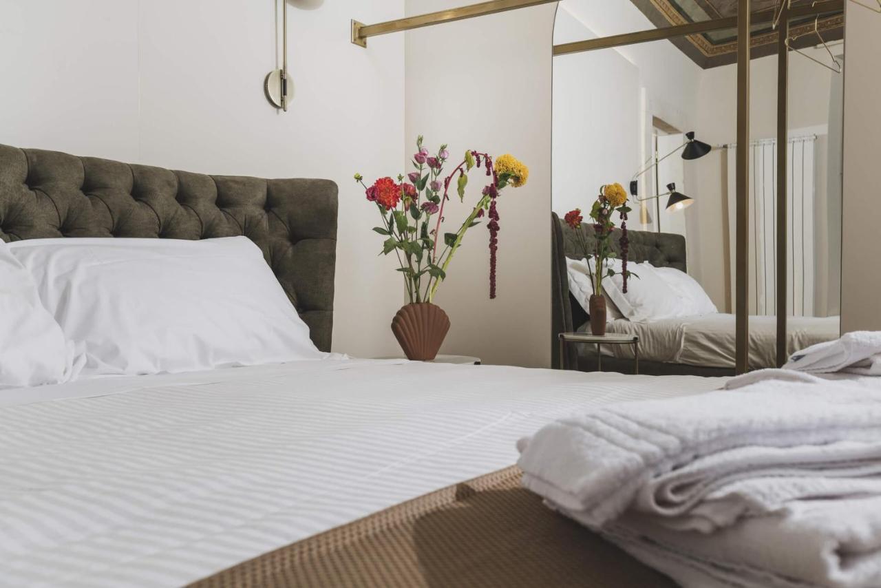 Casa Horti Suites LʼAquila Buitenkant foto